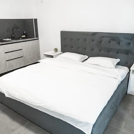Seavibe Sideview Mamaia Nord Apartment *
